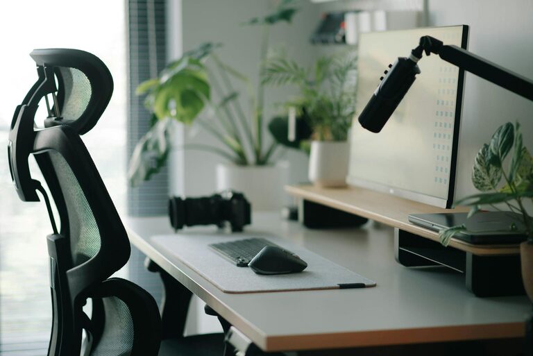 Tips for Creating a Comfortable and Productivity-Enhancing Home Office Space